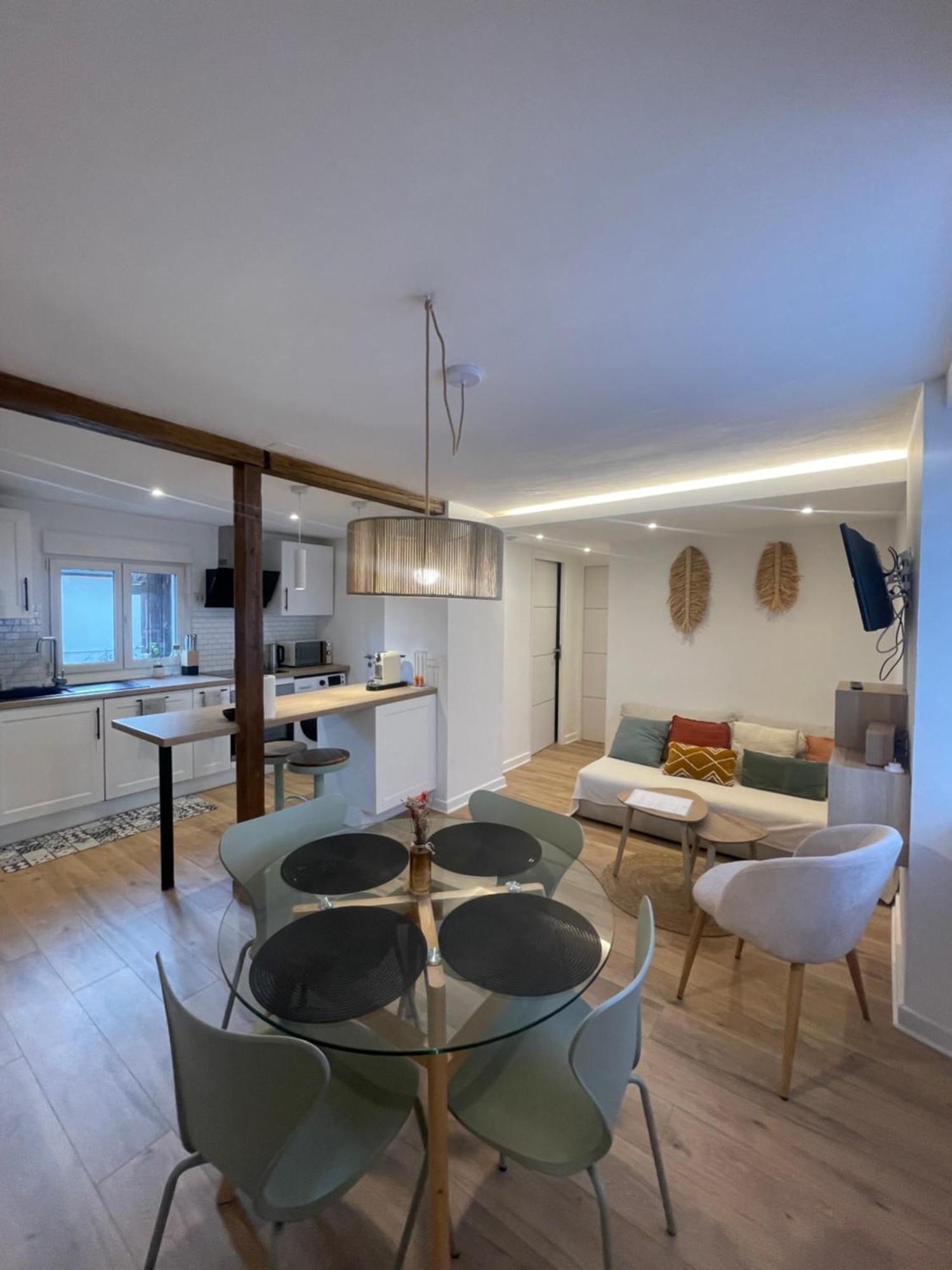  à Deux Pas De La Petite Venise  Appartement